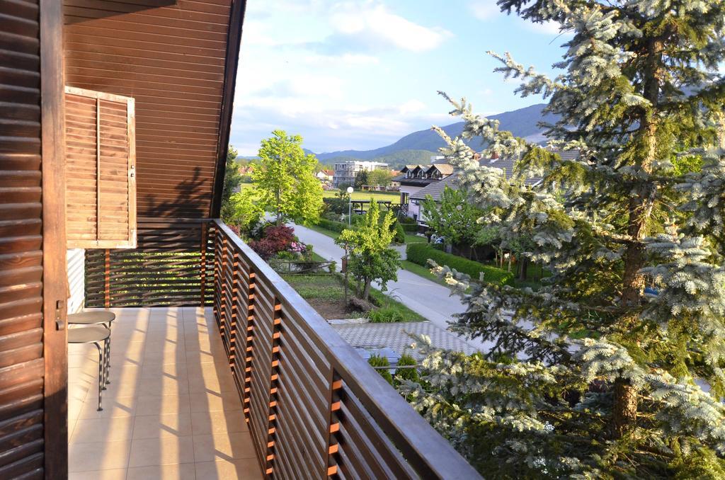 Apartment Galerija Radovljica Exteriör bild